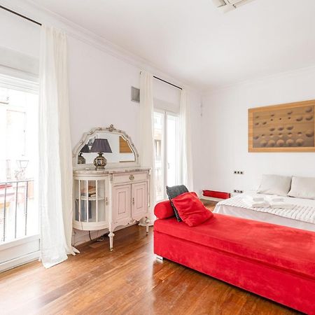 Heima Wonderful Loft In The Historic City Center Мадрид Екстер'єр фото